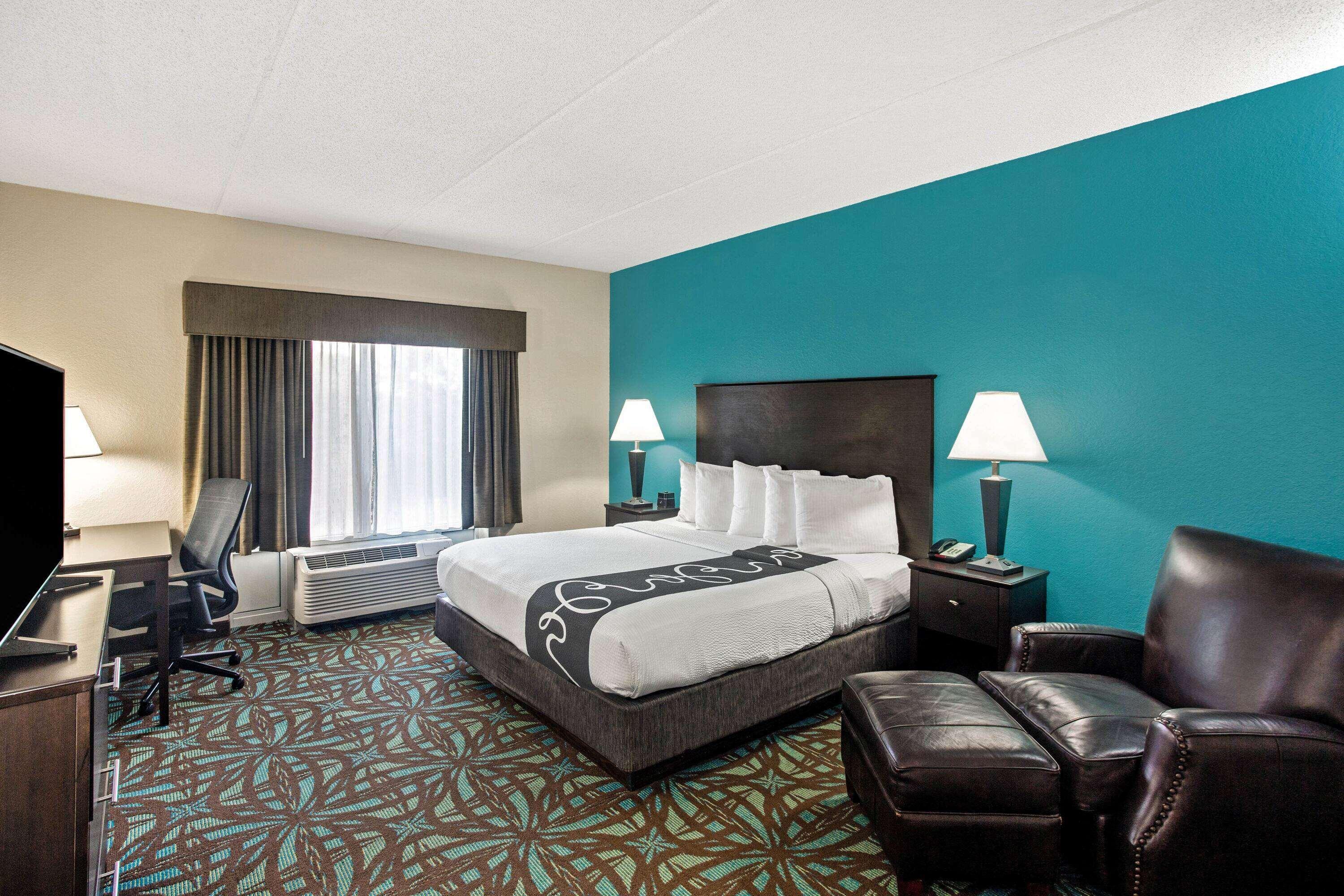 Comfort Inn & Suites Sarasota I75 The Meadows Esterno foto