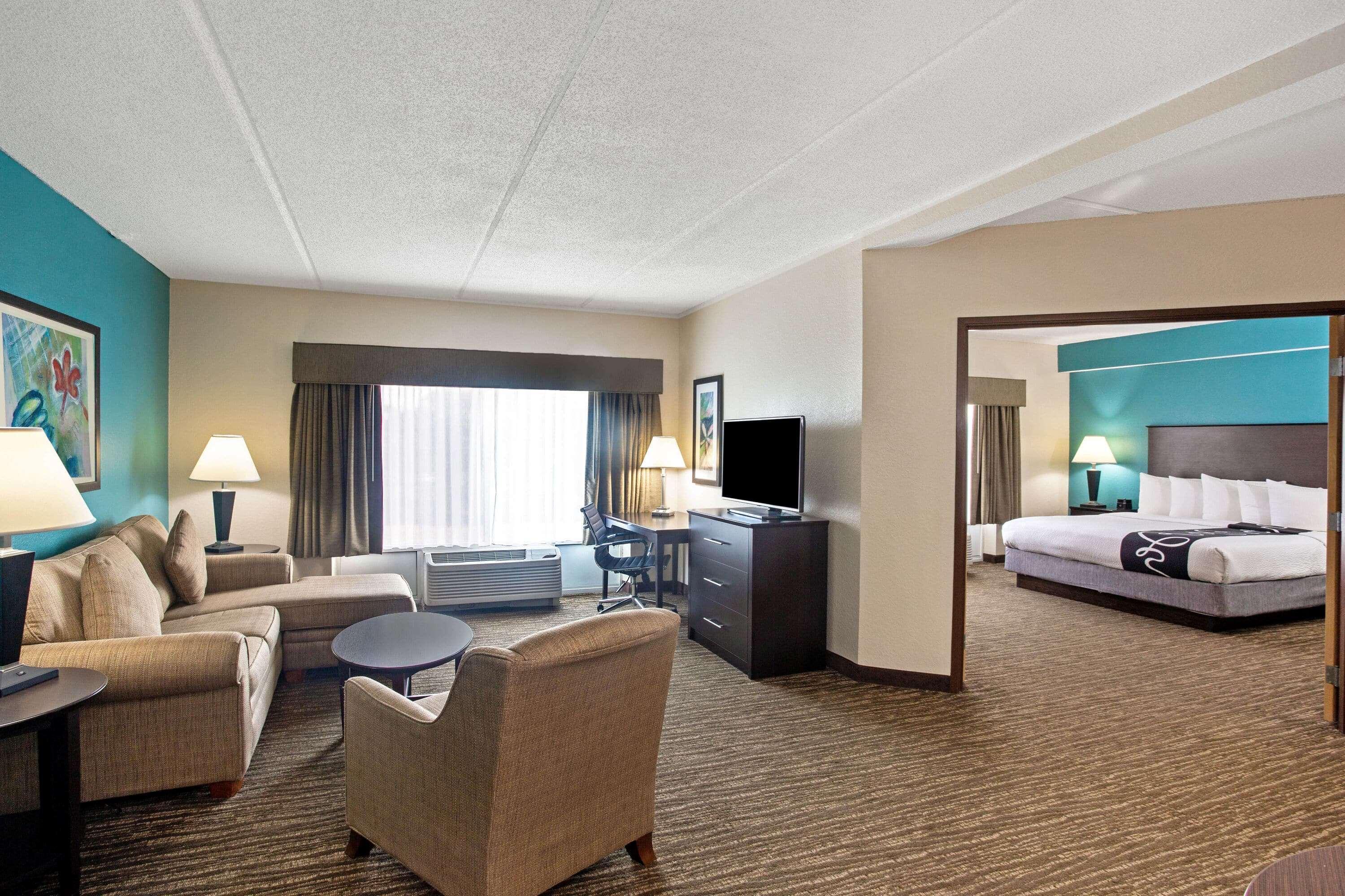 Comfort Inn & Suites Sarasota I75 The Meadows Esterno foto