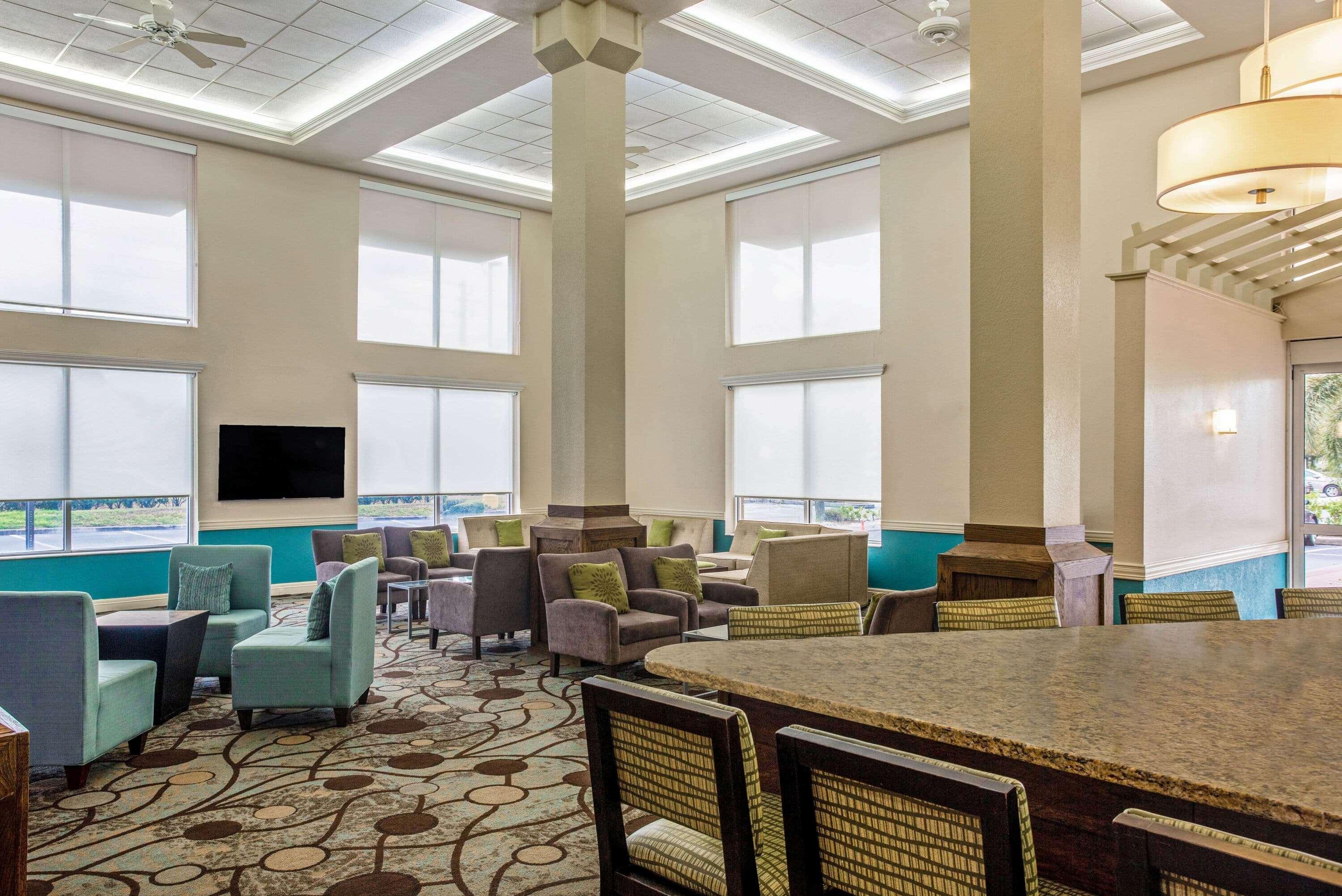 Comfort Inn & Suites Sarasota I75 The Meadows Esterno foto