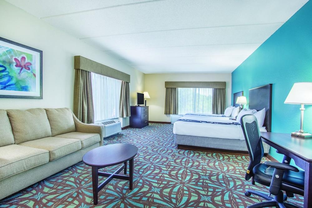 Comfort Inn & Suites Sarasota I75 The Meadows Esterno foto